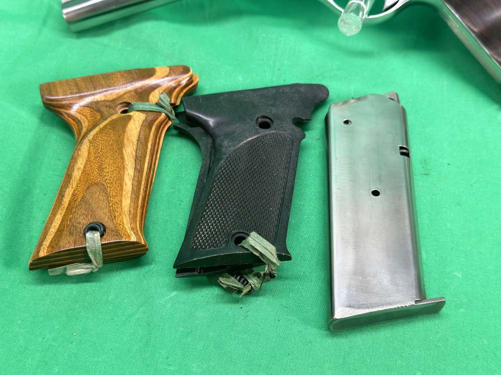 RARE Auto Mag Model 180 160 44 & 357 AMP Pasadena CA 2 barrel set! Automag-img-40