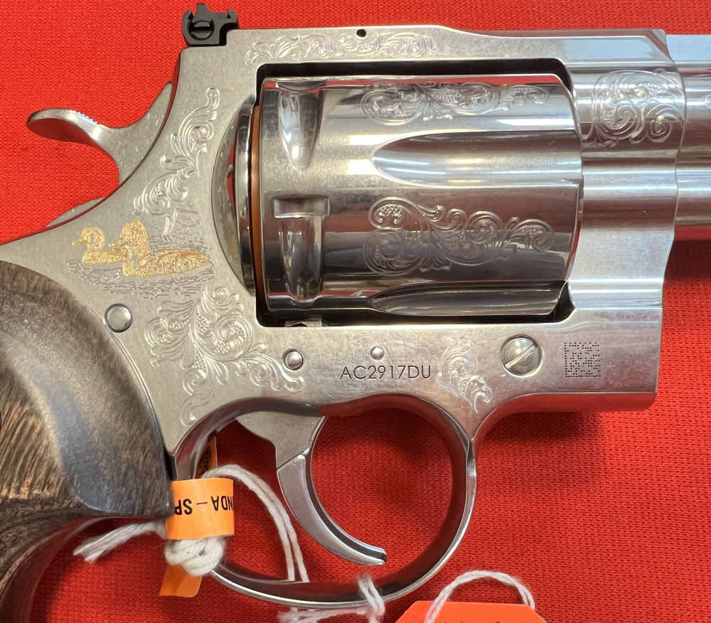 Colt 44 mag Anaconda DUCKS UNLIMITED ENGRAVED 6" SS Revolver NEW IN BOX-img-7
