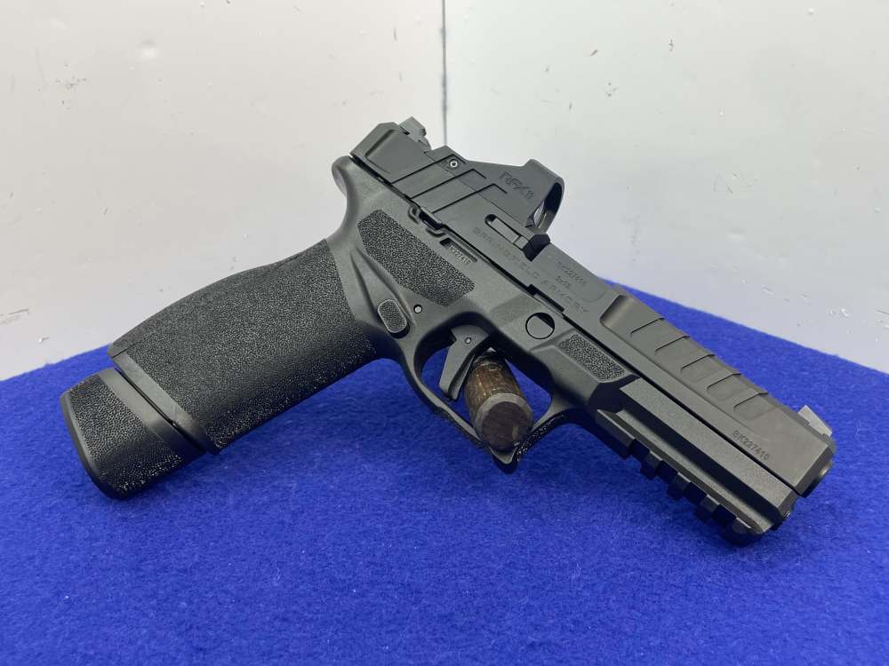 Springfield Armory Echelon 9mm 4.5" Black *PRE-INSTALLED VIRIDIAN RED-DOT*-img-5