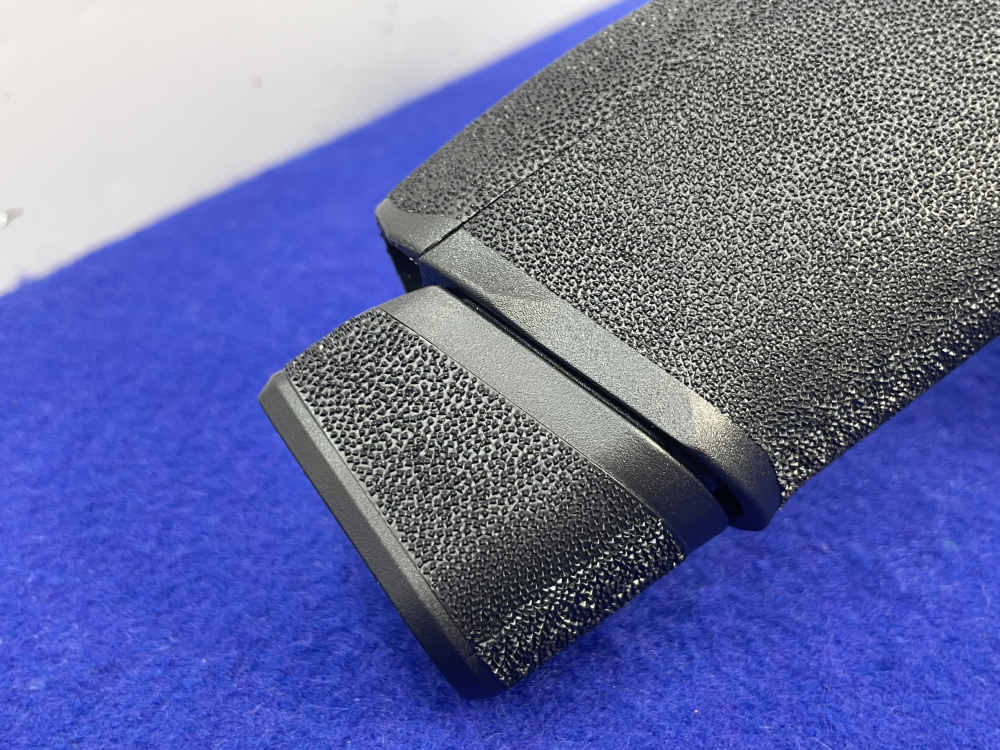 Springfield Armory Echelon 9mm 4.5" Black *PRE-INSTALLED VIRIDIAN RED-DOT*-img-6