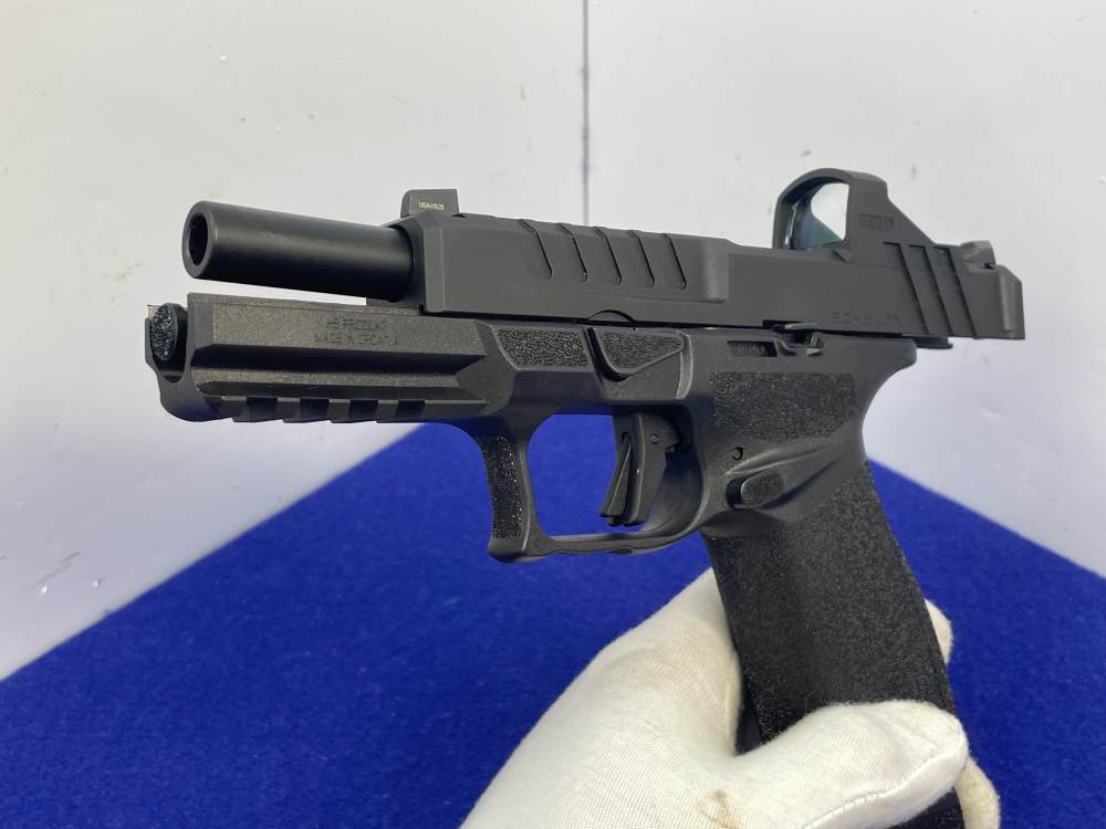 Springfield Armory Echelon 9mm 4.5" Black *PRE-INSTALLED VIRIDIAN RED-DOT*-img-44