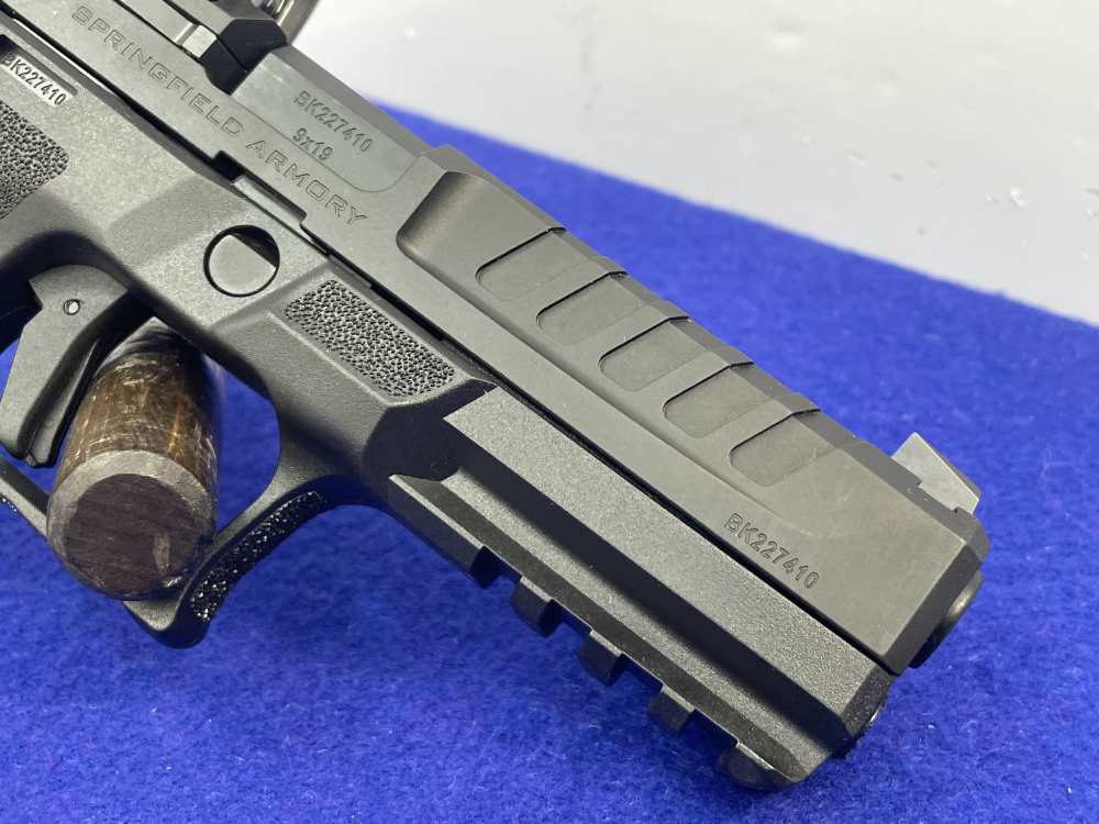 Springfield Armory Echelon 9mm 4.5" Black *PRE-INSTALLED VIRIDIAN RED-DOT*-img-13