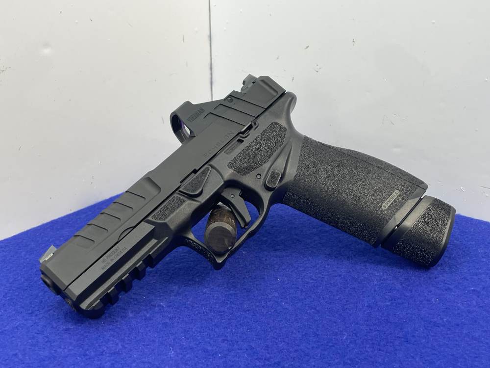 Springfield Armory Echelon 9mm 4.5" Black *PRE-INSTALLED VIRIDIAN RED-DOT*-img-15