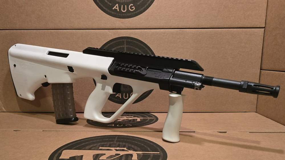Steyr AUG rifle White-img-8