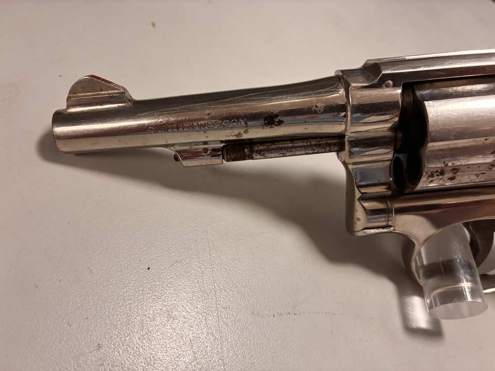 Smith & Wesson Model 10-7 .38 Special Double Action Revolver-img-3