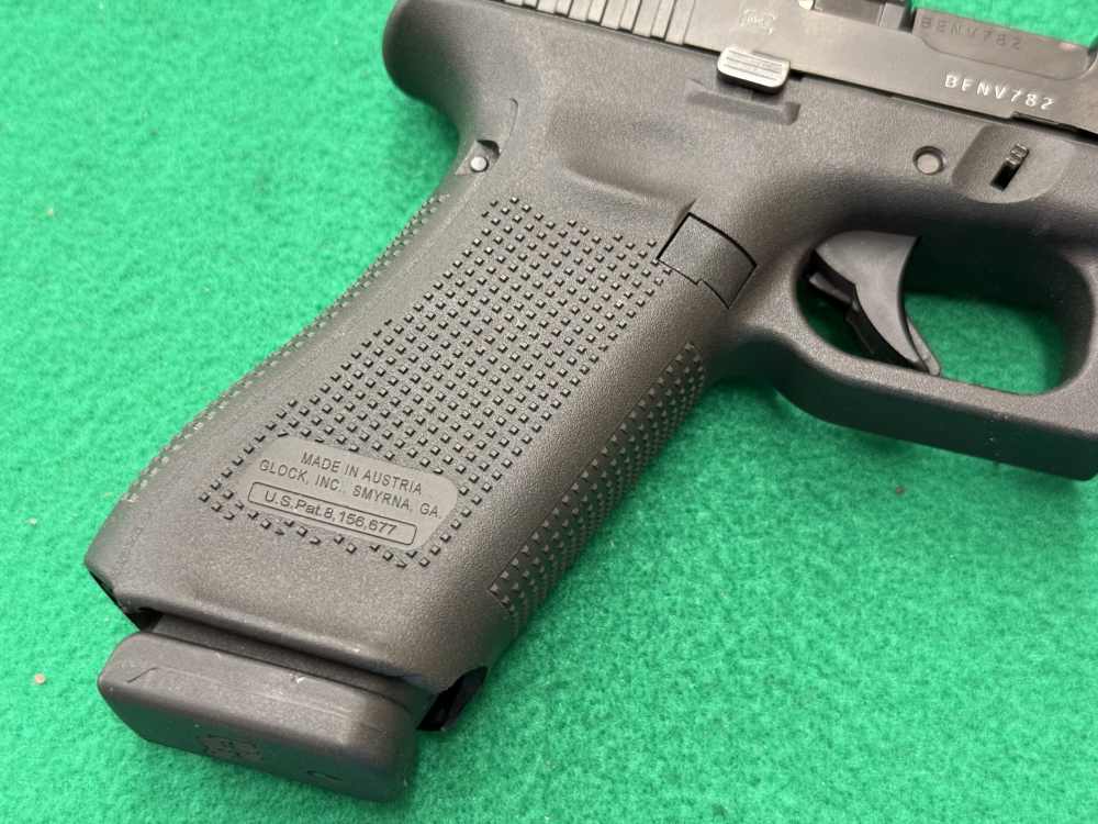 Glock 17 Gen 5 9mm Luger-img-3