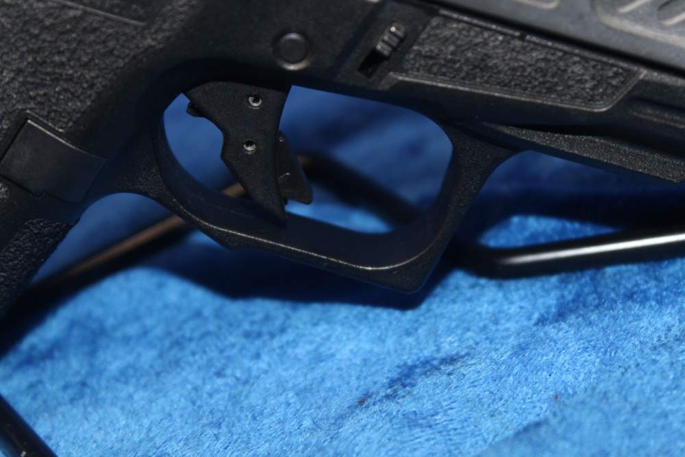 Shadow Systems CR920 9mm Semi-Automatic Pistol 3.25" Barrel w/ 2 Mags, Bag-img-14