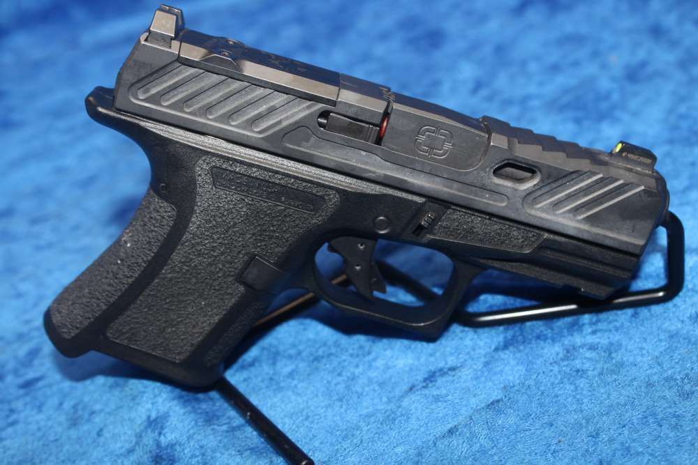 Shadow Systems CR920 9mm Semi-Automatic Pistol 3.25" Barrel w/ 2 Mags, Bag-img-8