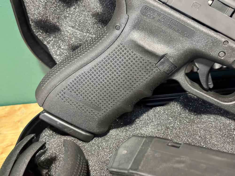 Glock 41 Gen 4 .45 Acp Long Slide Glock G41 G4 w/ Orig Box & 2 Mags-img-5