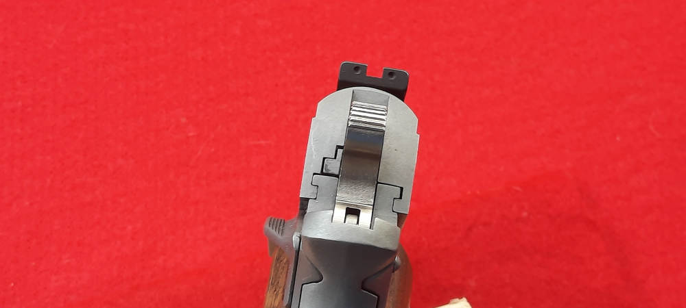 Coonan Arms Cadet .357 mag Compact with original Box! NR-img-28
