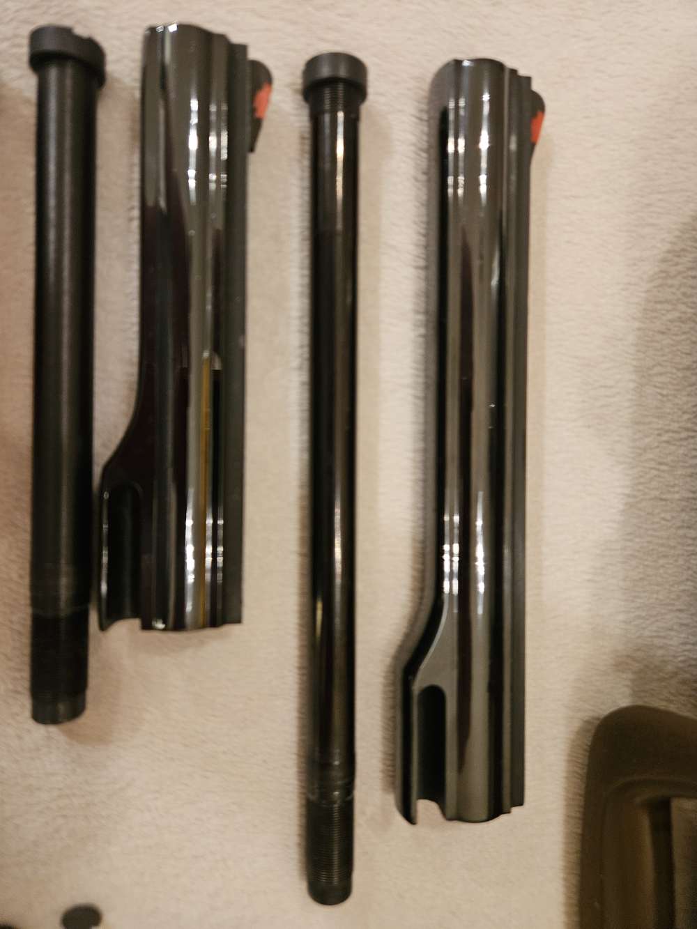 Dan Wesson 22lr Pistol Pac 2,4,6,8" barrels & assesscories -img-3