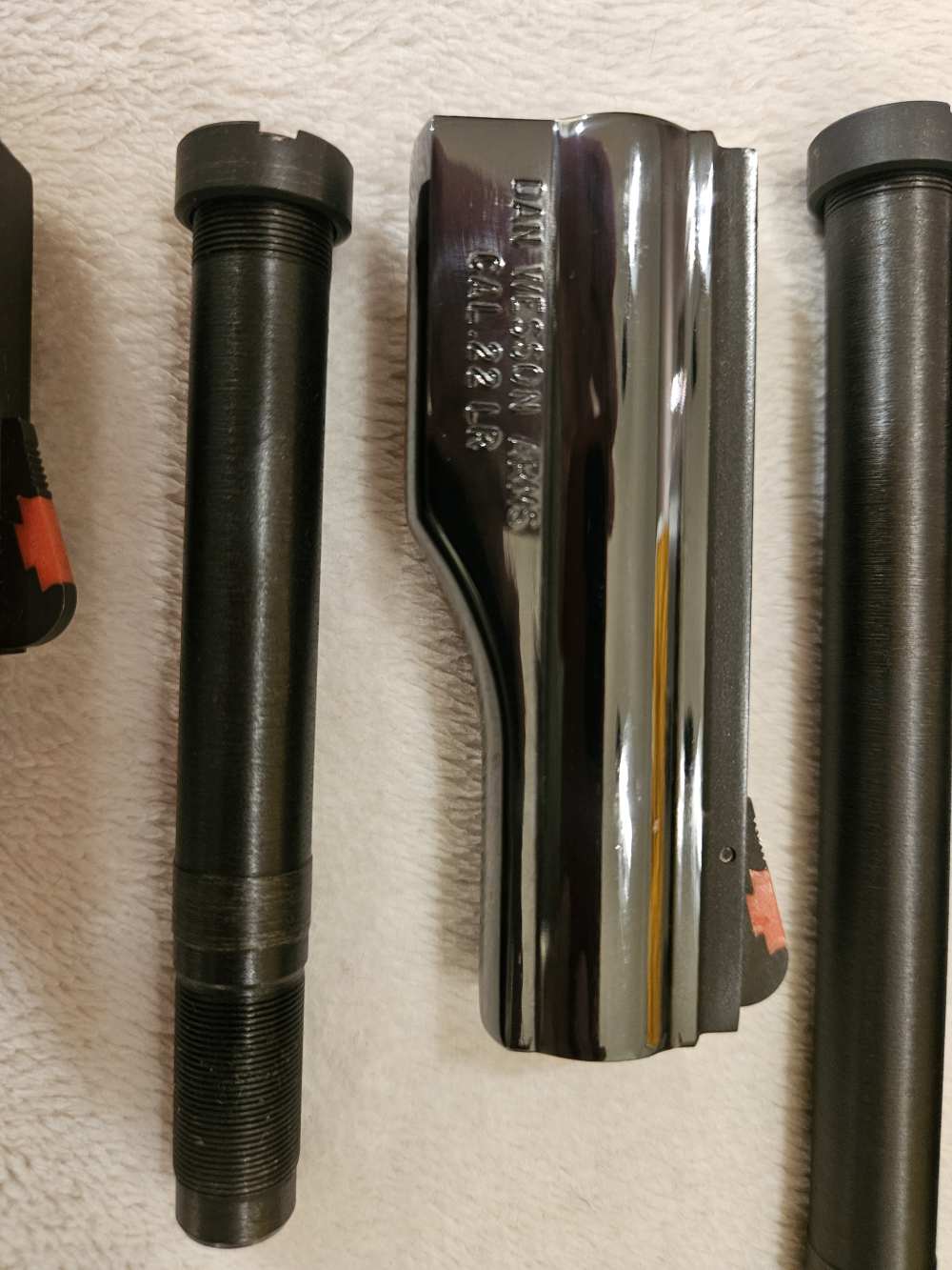 Dan Wesson 22lr Pistol Pac 2,4,6,8" barrels & assesscories -img-4