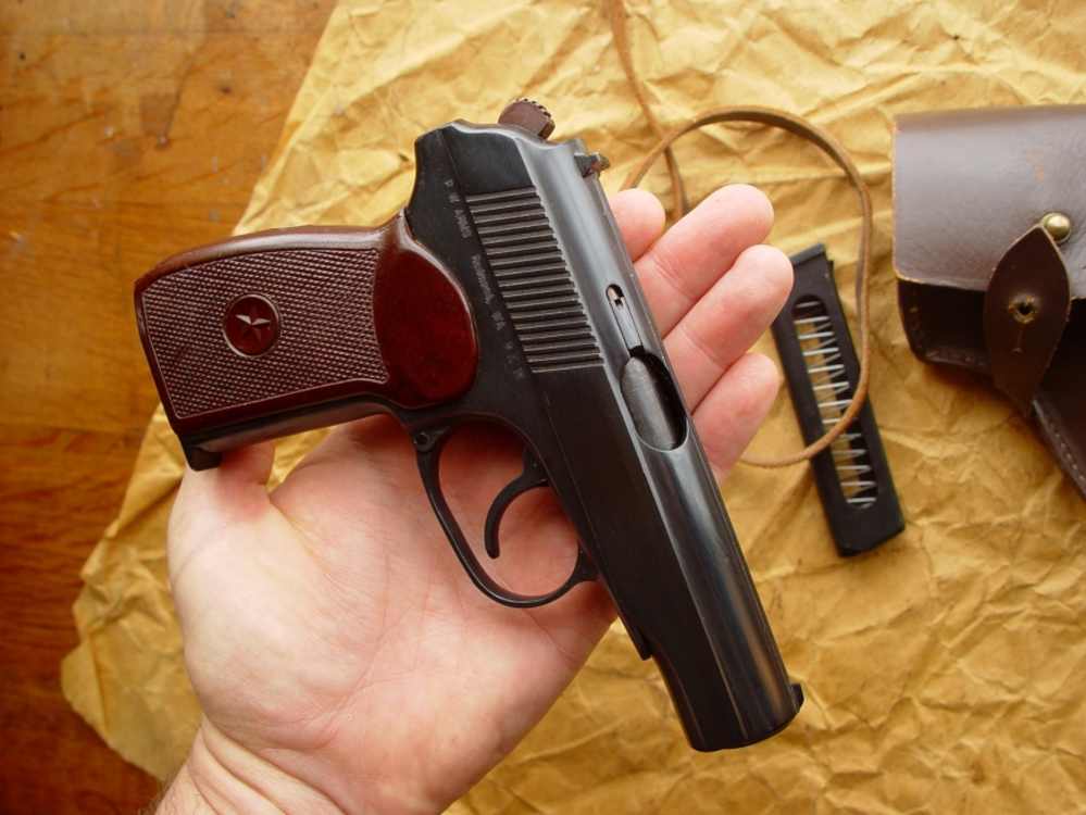 Mint Circle 10 Bulgarian Makarov 9x18 Holster & 2x matching magazines NICE!-img-24
