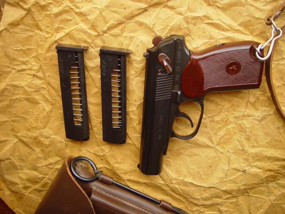 Mint Circle 10 Bulgarian Makarov 9x18 Holster & 2x matching magazines NICE!-img-29