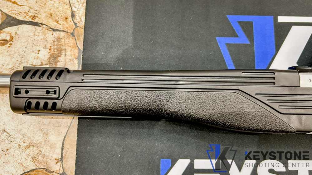 Ruger 10/22 Carbine 16" SemiAuto Foldable Rifle w/ Optic, 3 Mags, Soft Case-img-8