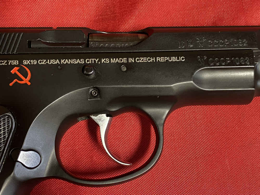 CZ 75 Cold War Commemorative Used In Excellent Condition                   -img-5