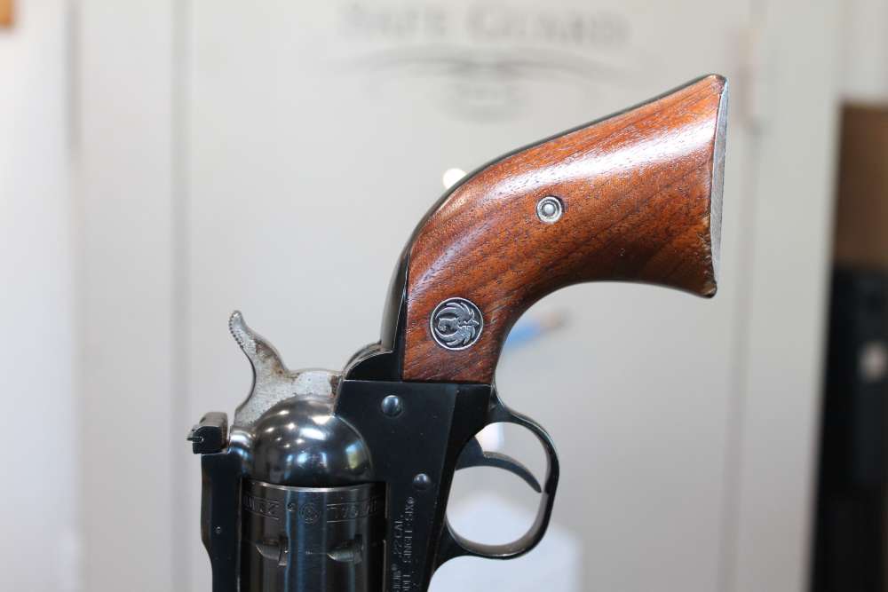ruger single six new model 22 LR/mag convertible w/ holster-img-14