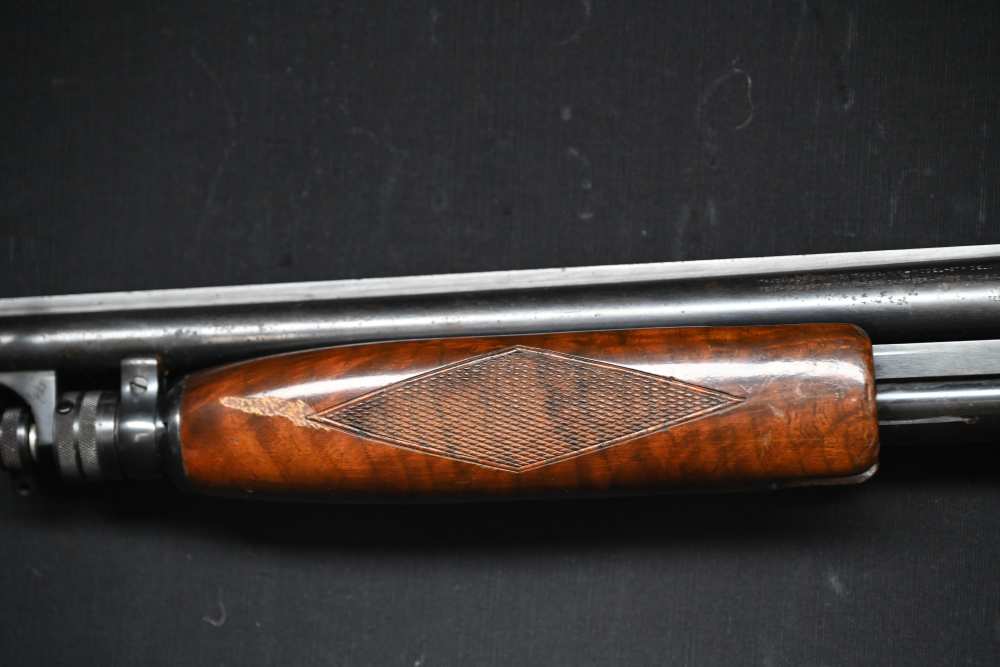 Ithaca Model 37R Deluxe 16 Gauge Pump Shotgun 24" Poly-Choke-img-15