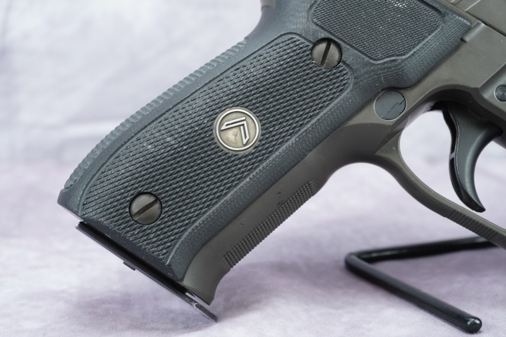 SIG SAUER P229 Legion 9mm w/ ROMEO1PRO & 4 Magazines-img-6