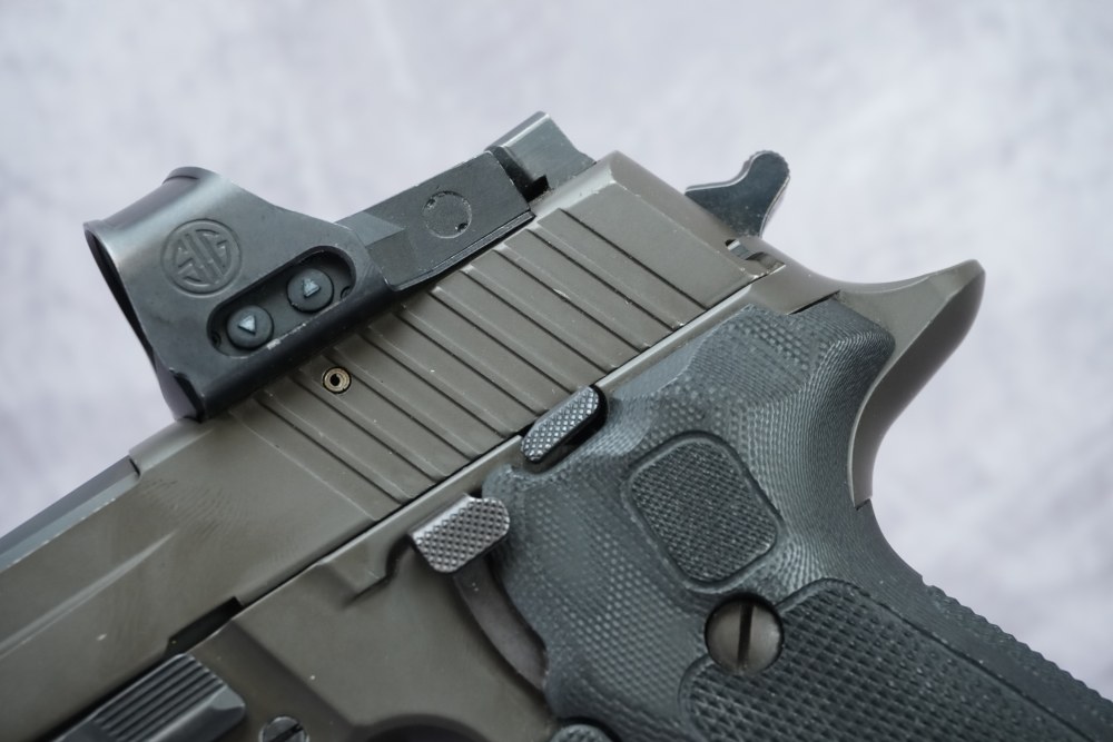SIG SAUER P229 Legion 9mm w/ ROMEO1PRO & 4 Magazines-img-3
