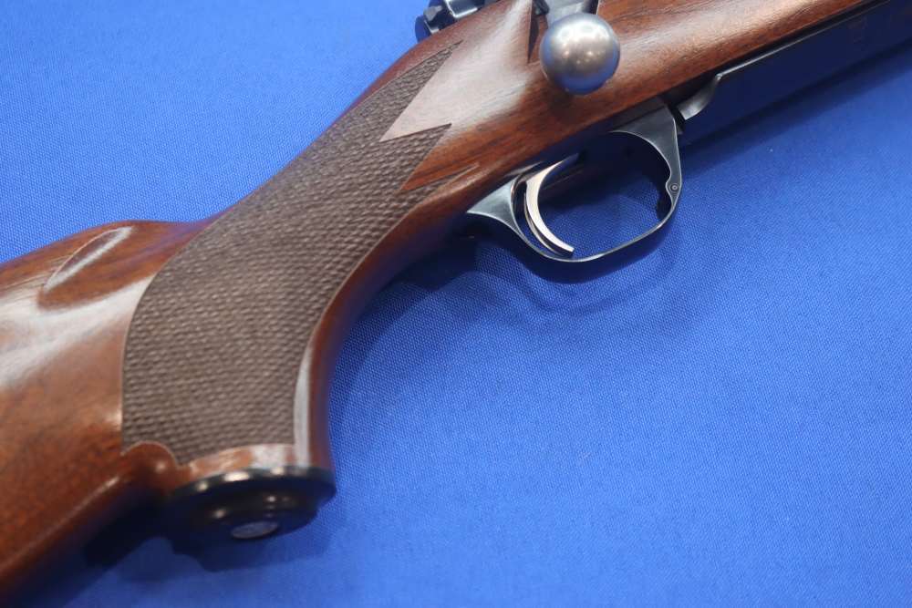 Ruger Model M77 Hawkeye Rifle 257 ROBERTS 22" Blued Walnut 37115 NEW 257ROB-img-3