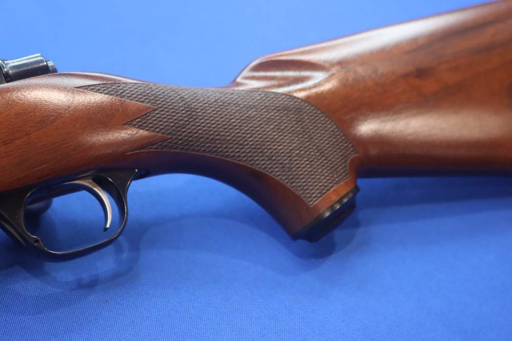 Ruger Model M77 Hawkeye Rifle 257 ROBERTS 22" Blued Walnut 37115 NEW 257ROB-img-31