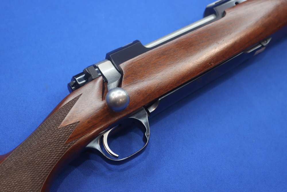 Ruger Model M77 Hawkeye Rifle 257 ROBERTS 22" Blued Walnut 37115 NEW 257ROB-img-4