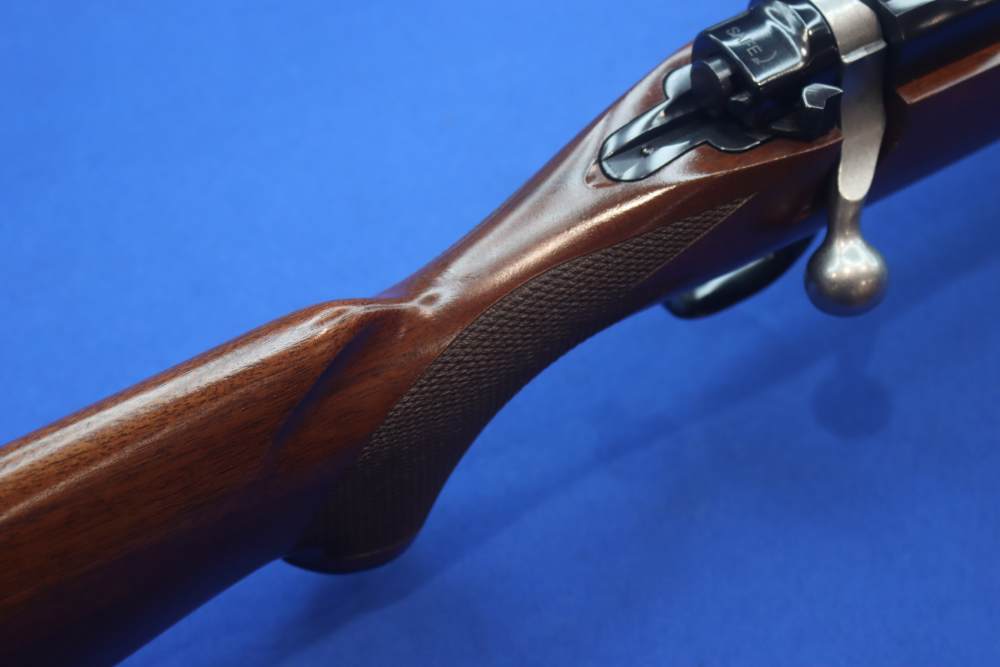 Ruger Model M77 Hawkeye Rifle 257 ROBERTS 22" Blued Walnut 37115 NEW 257ROB-img-9