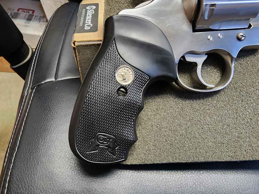 PICS! USED 2000 COLT ANACONDA 44 MAG 6 STAINLESS REVOLVER SNAKE GUN DT SS-img-7