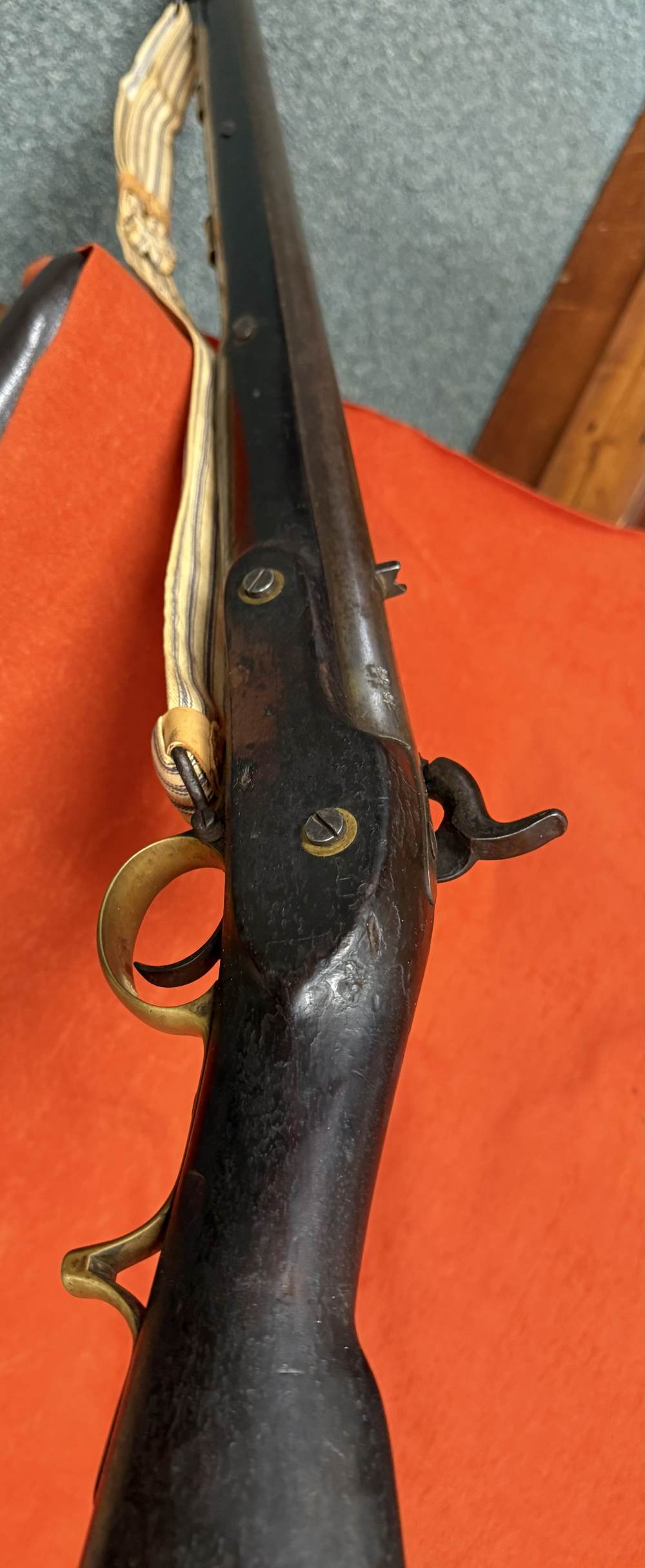 A British East India company musket-img-22