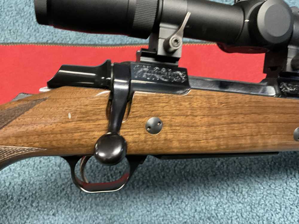 Browning A-Bolt Medallion 375 H&H bolt action W/ B.O.S.S system -img-2