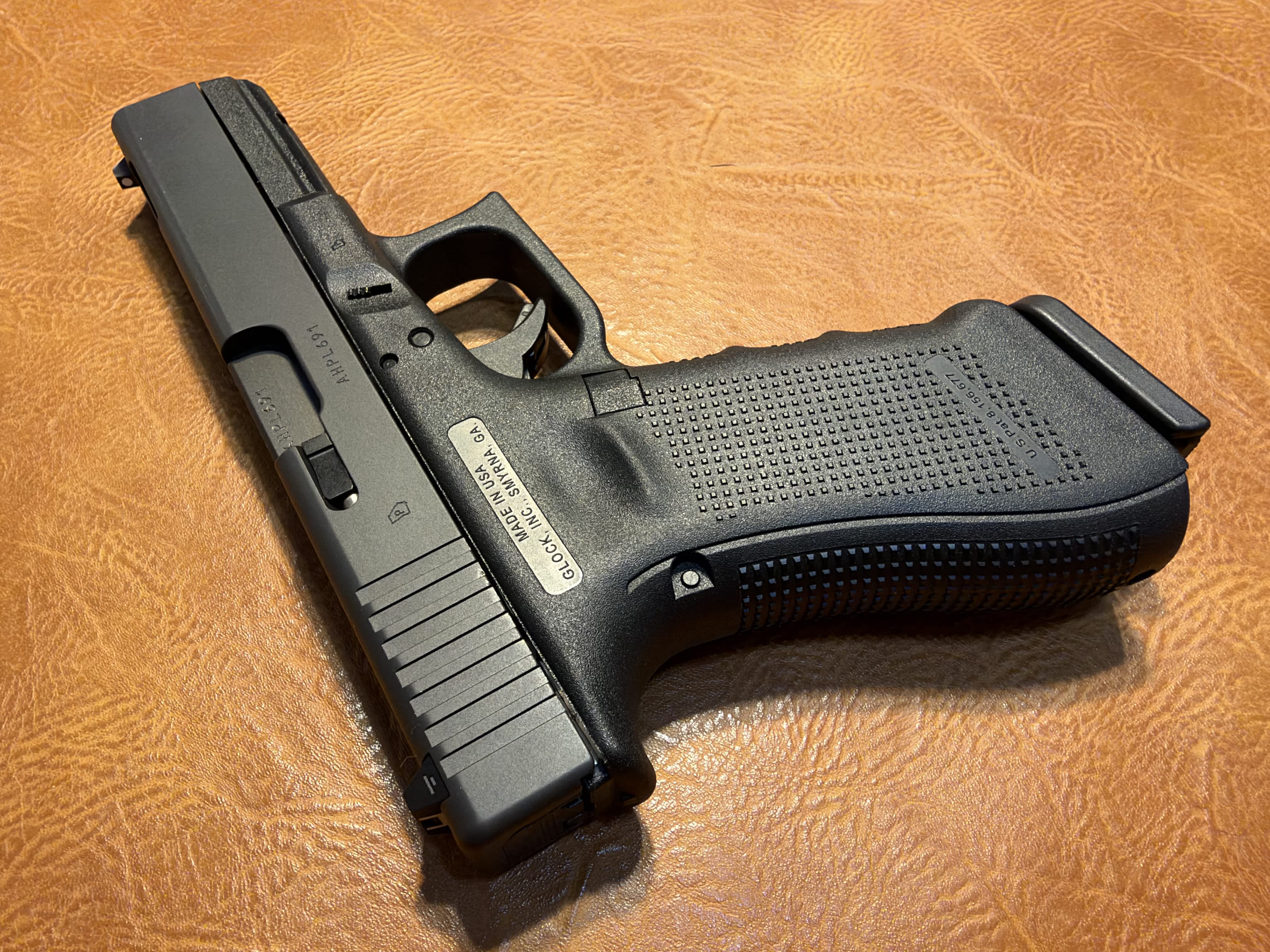 Glock 17C Gen 4 9mm Compensated Pistol 4.49in 17 Round-img-7