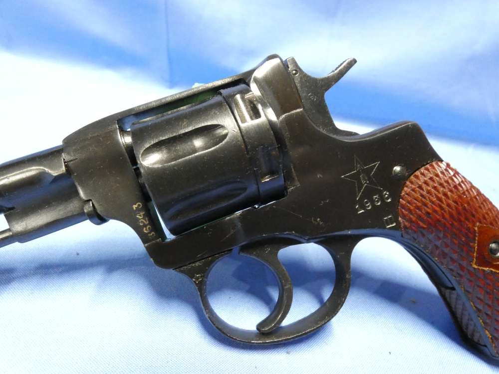 Soviet Russian Tula Nagant M1895 Revolver 7.62x38mmR - 1938 WWII Era - .32 -img-4