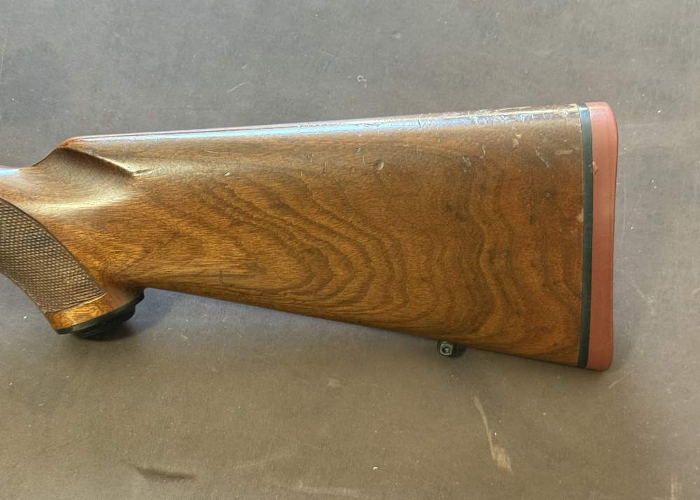 Ruger M77 300 win mag-img-1