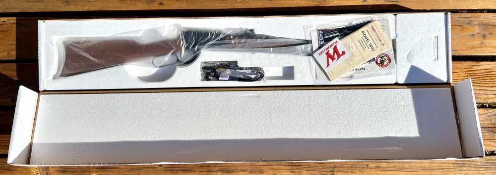 Winchester 1892 SHORT RIFLE 44 Magnum 20" Barrel NIB NICE WOOD-img-1