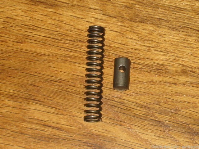 Winchester 1400 12ga (Extractor Spring & Cam Pin)-img-0