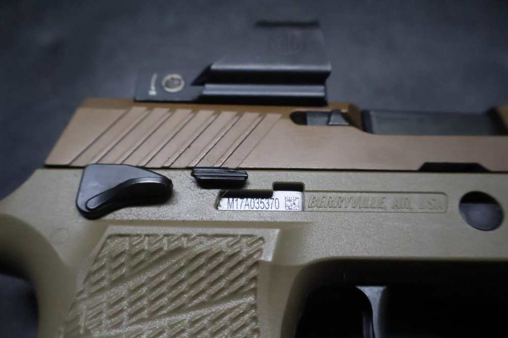 Sig Sauer P320-M17 w/ Optic Semi-Automatic Pistol 9mm Parabellum-img-18