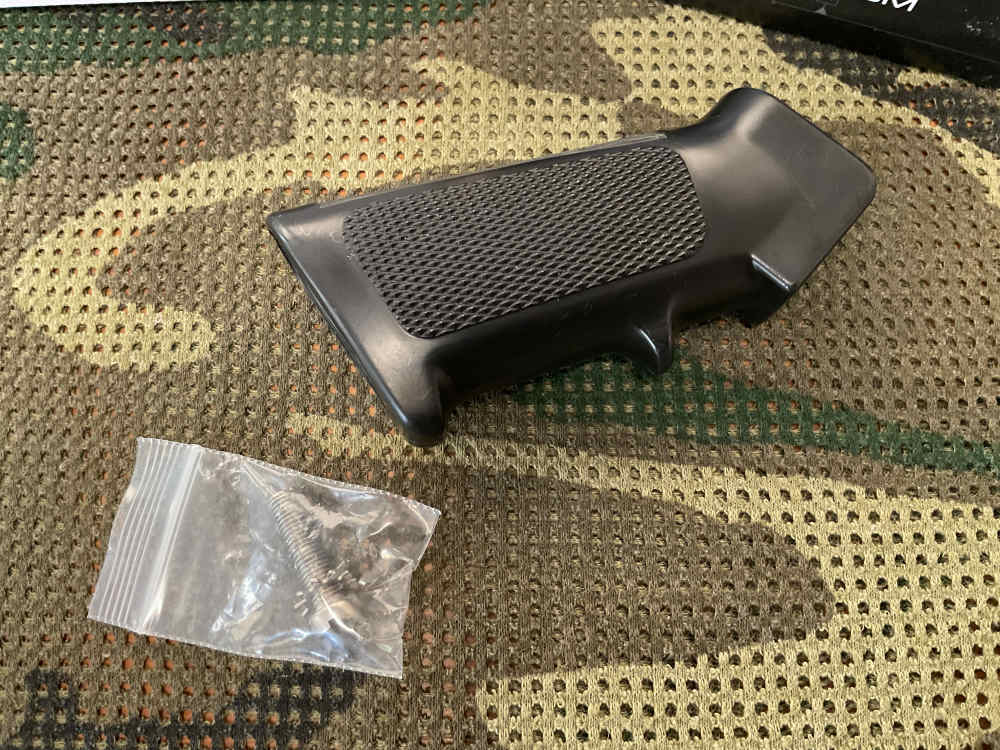 Knights Armament Pistol Grip. KAC. M16/AR-15/M4. -img-4
