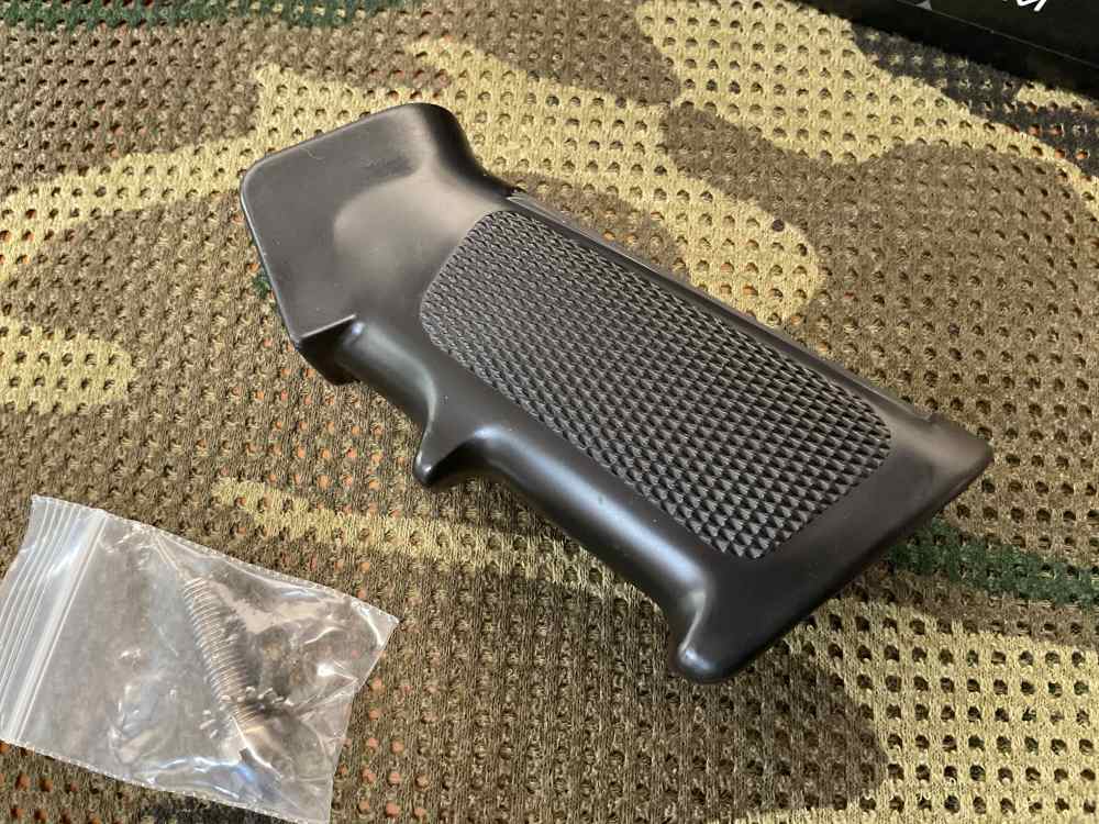 Knights Armament Pistol Grip. KAC. M16/AR-15/M4. -img-6