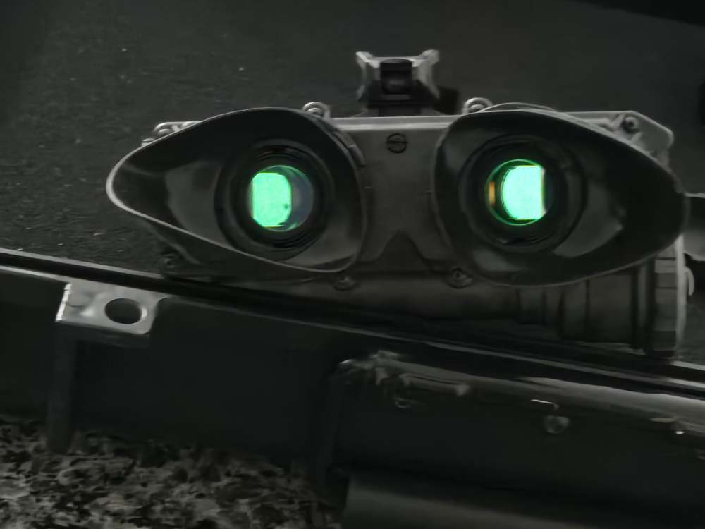 Litton AN/PVS7b night vision goggles,3X zoom lens and head strap mount  -img-18