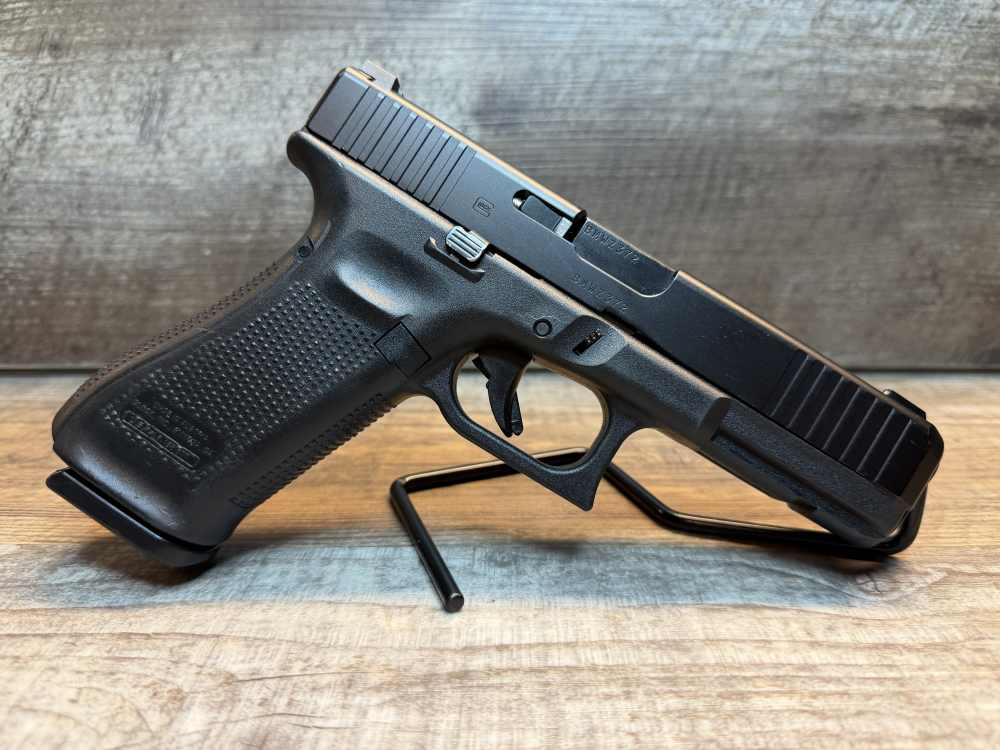 Glock 17 GEN5, Police trade-in, very good cond! #372-img-1