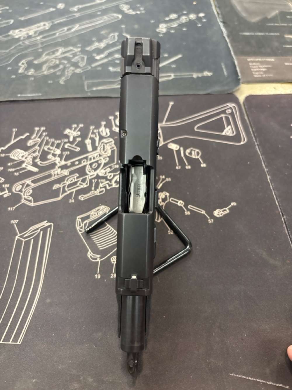 NICE Smith & Wesson M&P9 Shield w/ Box & 4 Mags - NR - PENNY - .01-img-4