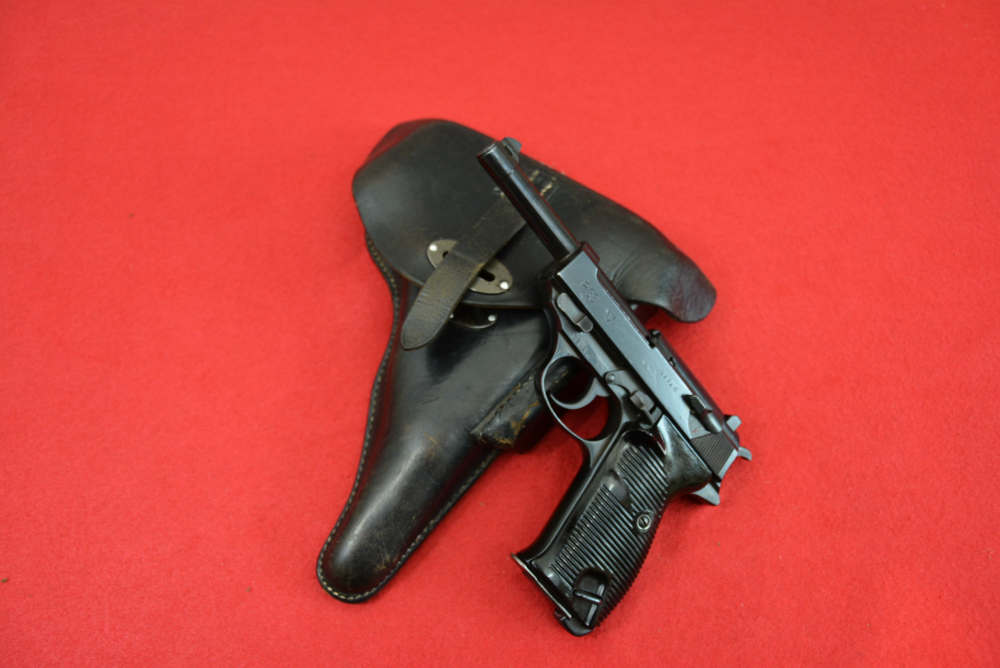 Rare Early-Production Mauser BYF 42 P.38 Full Rig-img-0