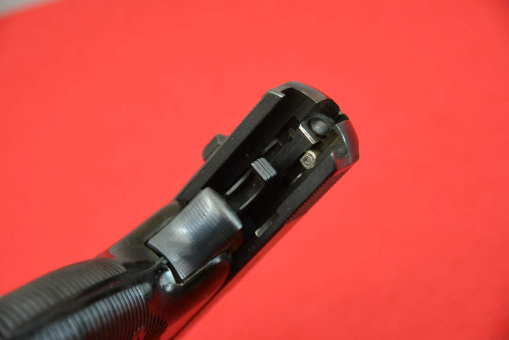 Rare Early-Production Mauser BYF 42 P.38 Full Rig-img-12