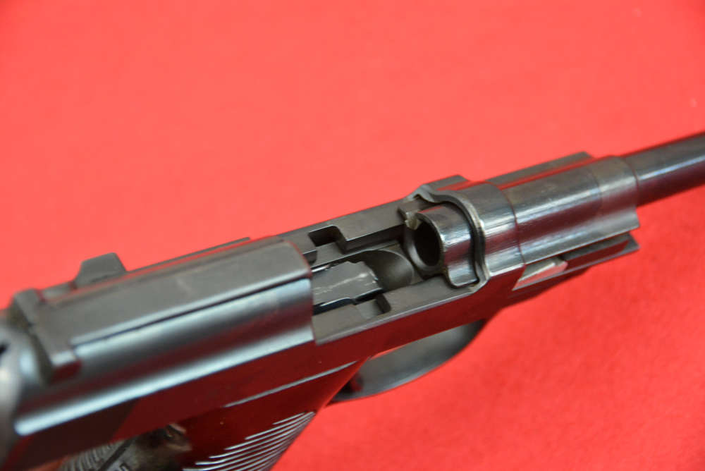Rare Early-Production Mauser BYF 42 P.38 Full Rig-img-10