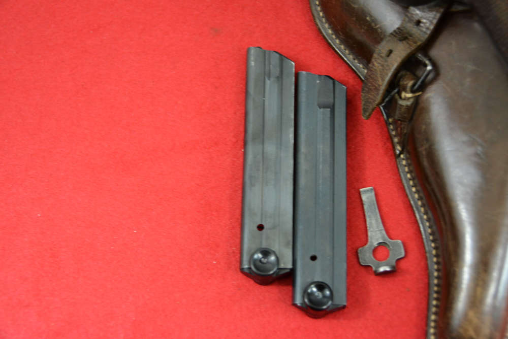 SUPER RARE 1940 Mauser Banner DIPLOMATIC VERSION COM 4 Blank Chamber Luger -img-2