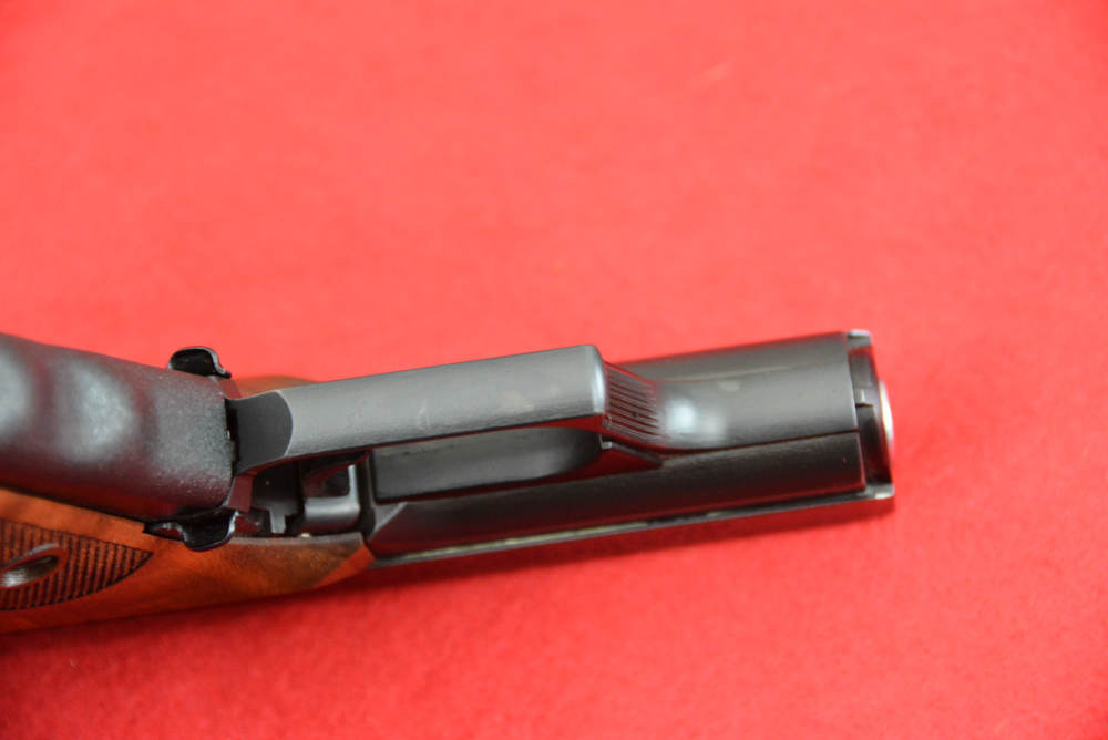"Last Generation" 2003 H&K P7M8 with Karl Nill Presentation Grips NEW-img-14