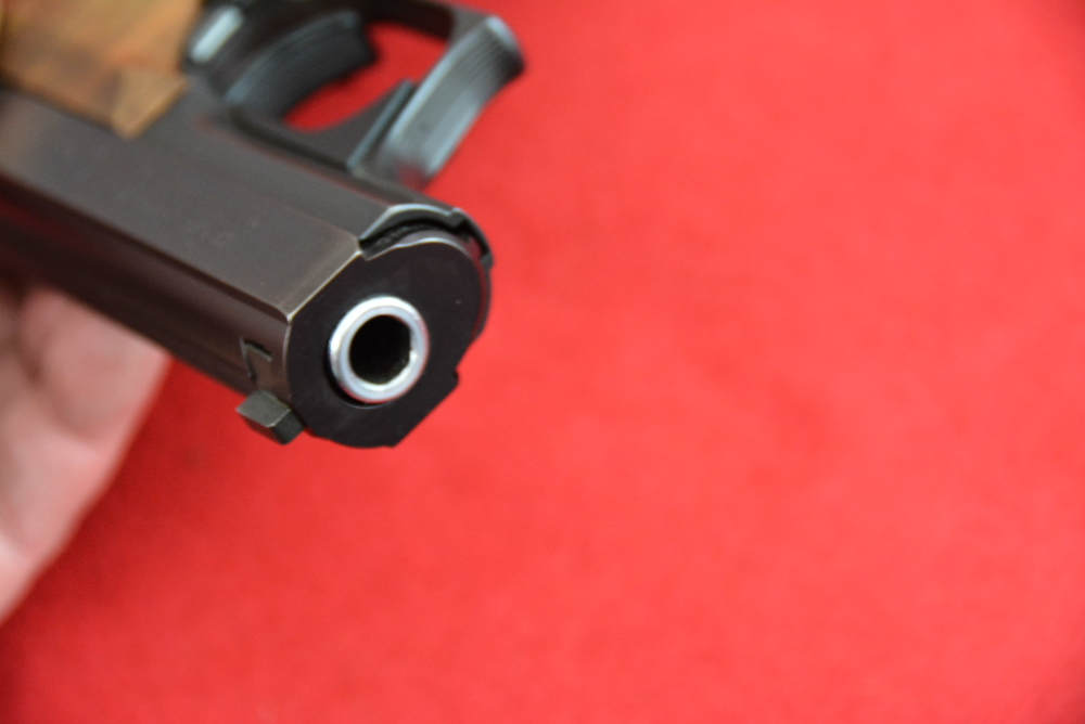 "Last Generation" 2003 H&K P7M8 with Karl Nill Presentation Grips NEW-img-20