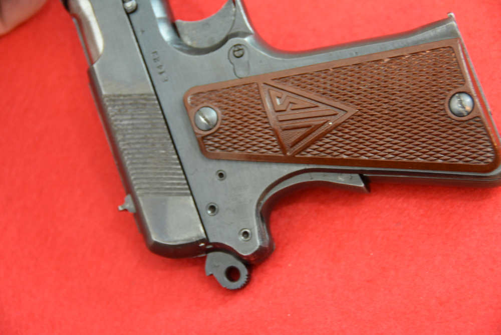 Outstanding Late-War Radom VIS 35 Type III – Serial E1423, All Matching-img-23