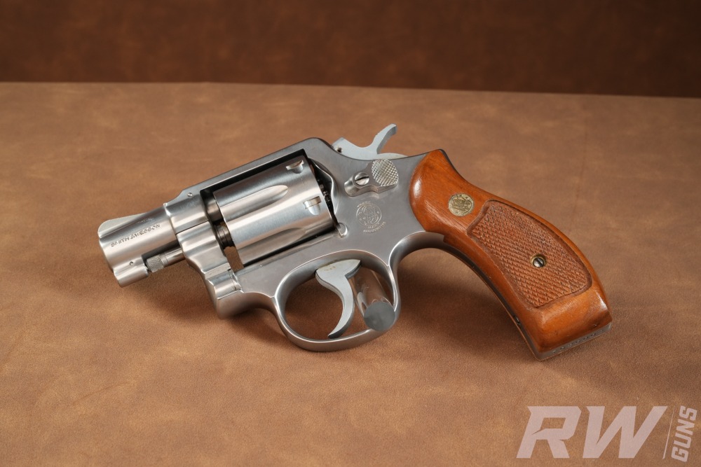 Smith & Wesson Model 64-2 .38 Special 2" Stainless 1981 Box Papers-img-5